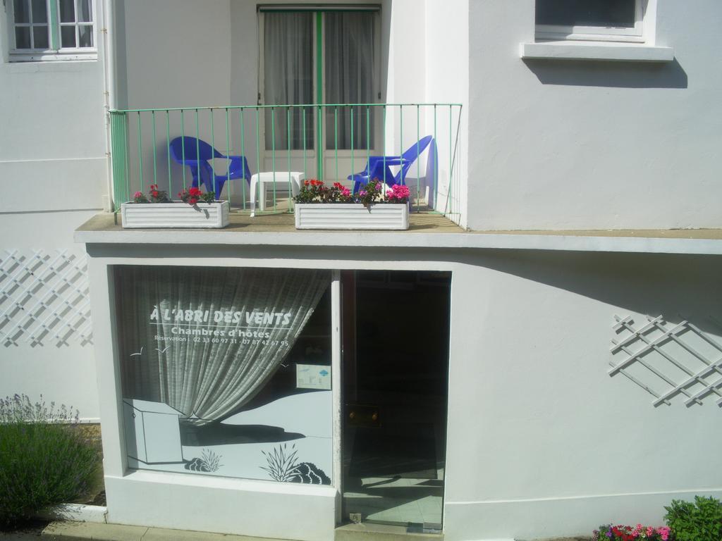 Bed and Breakfast A L'Abri Des Vents Saint-Jean-le-Thomas Camera foto