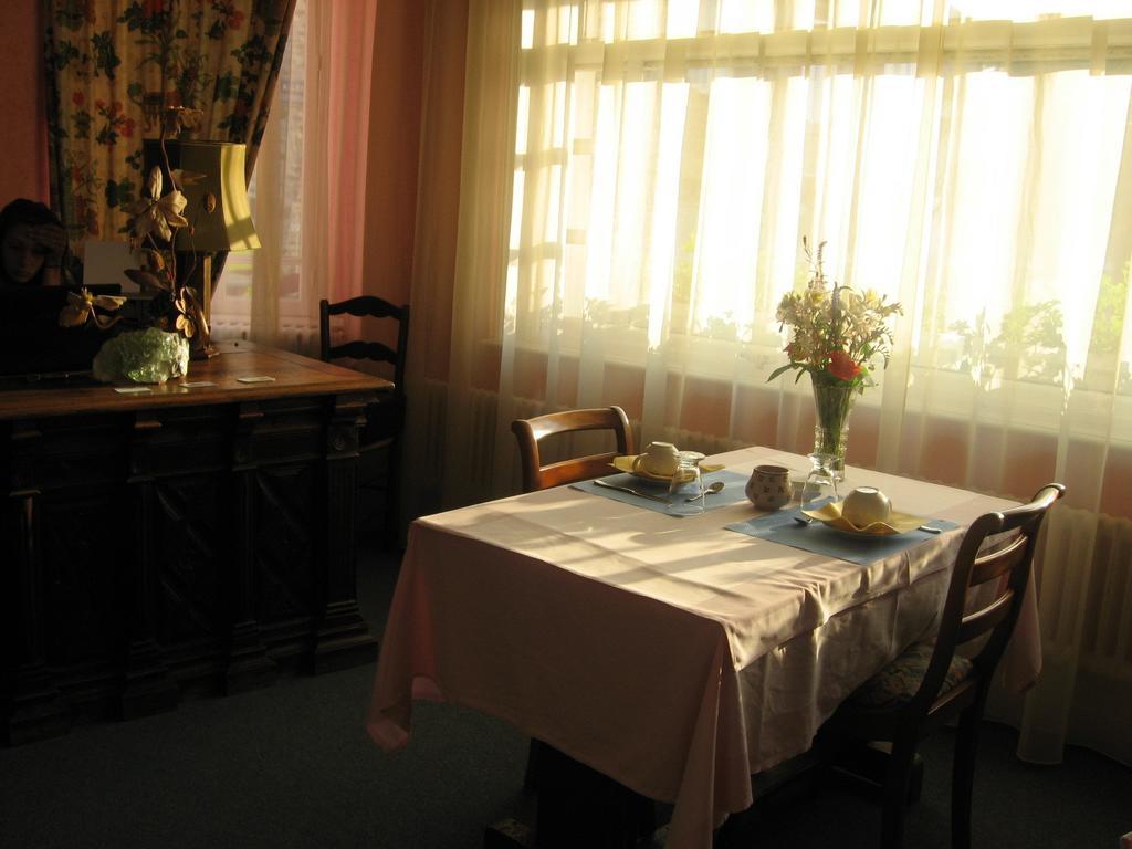 Bed and Breakfast A L'Abri Des Vents Saint-Jean-le-Thomas Esterno foto